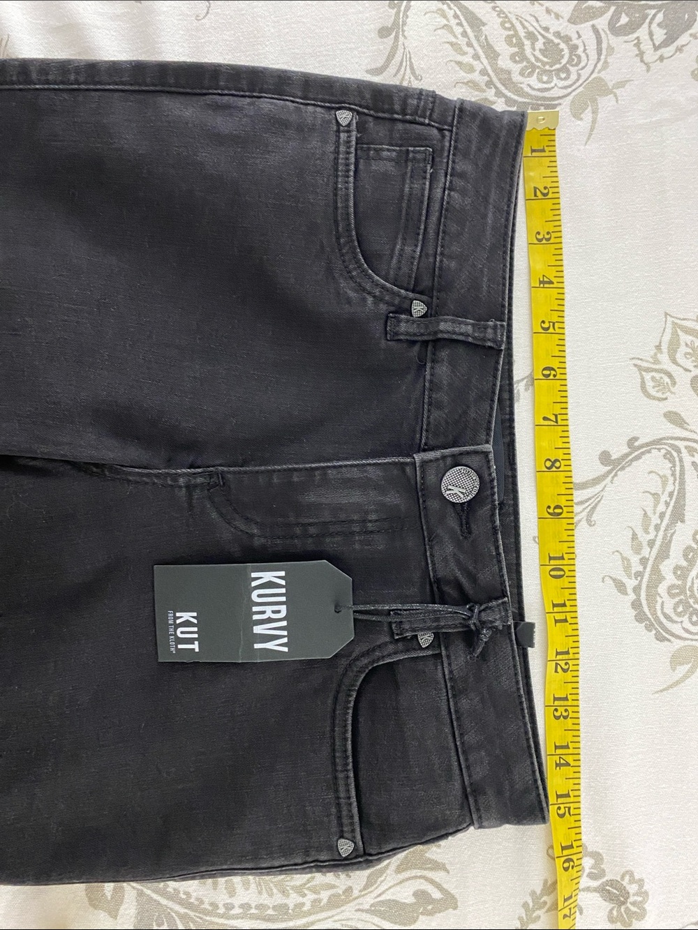 Kut from the Kloth Kurvy Diana Skinny - Picture 5 of 12